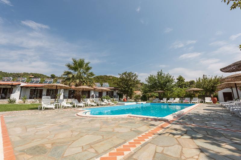 Strawberry Skiathos Ajía Paraszkeví Kültér fotó