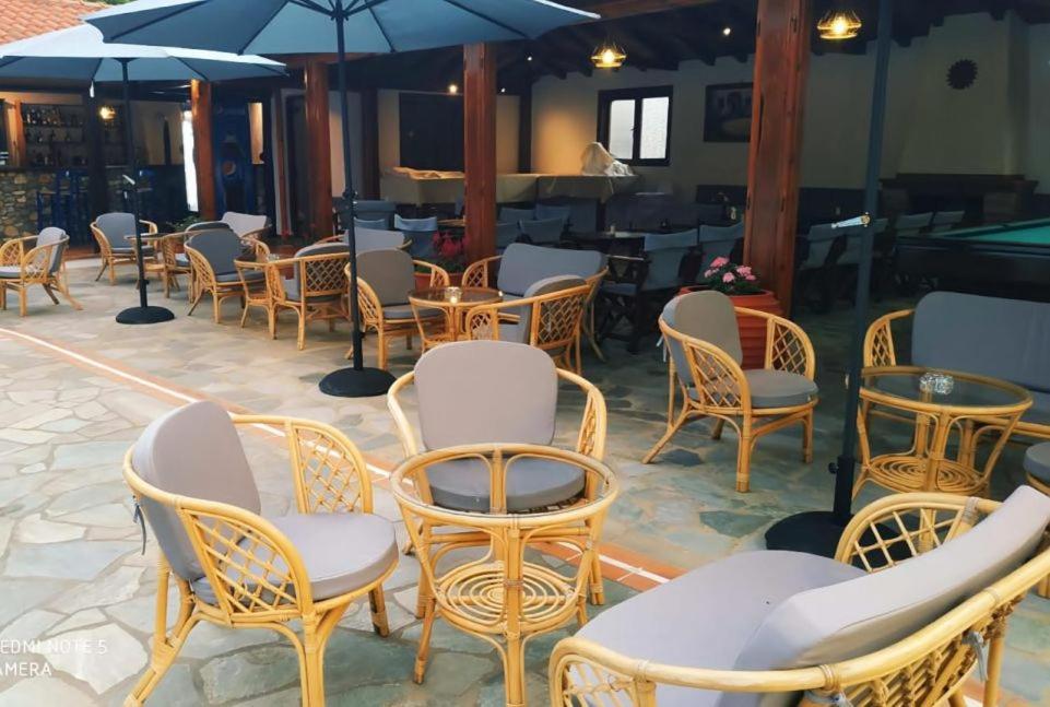 Strawberry Skiathos Ajía Paraszkeví Kültér fotó