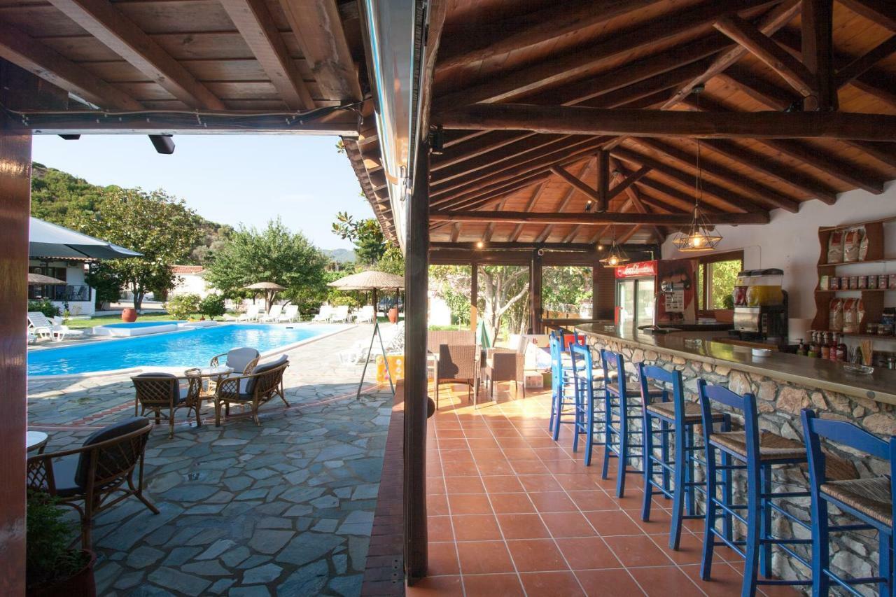 Strawberry Skiathos Ajía Paraszkeví Kültér fotó